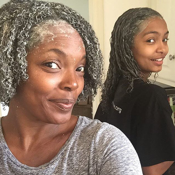 Black Girl Magic: Yara Shahidi Took The Best Natural Hair Selfies This Year
